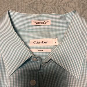 Large Calvin Klein Men’s Dress Shirt